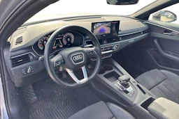 harmaa Audi A4 2023 kuva 3.