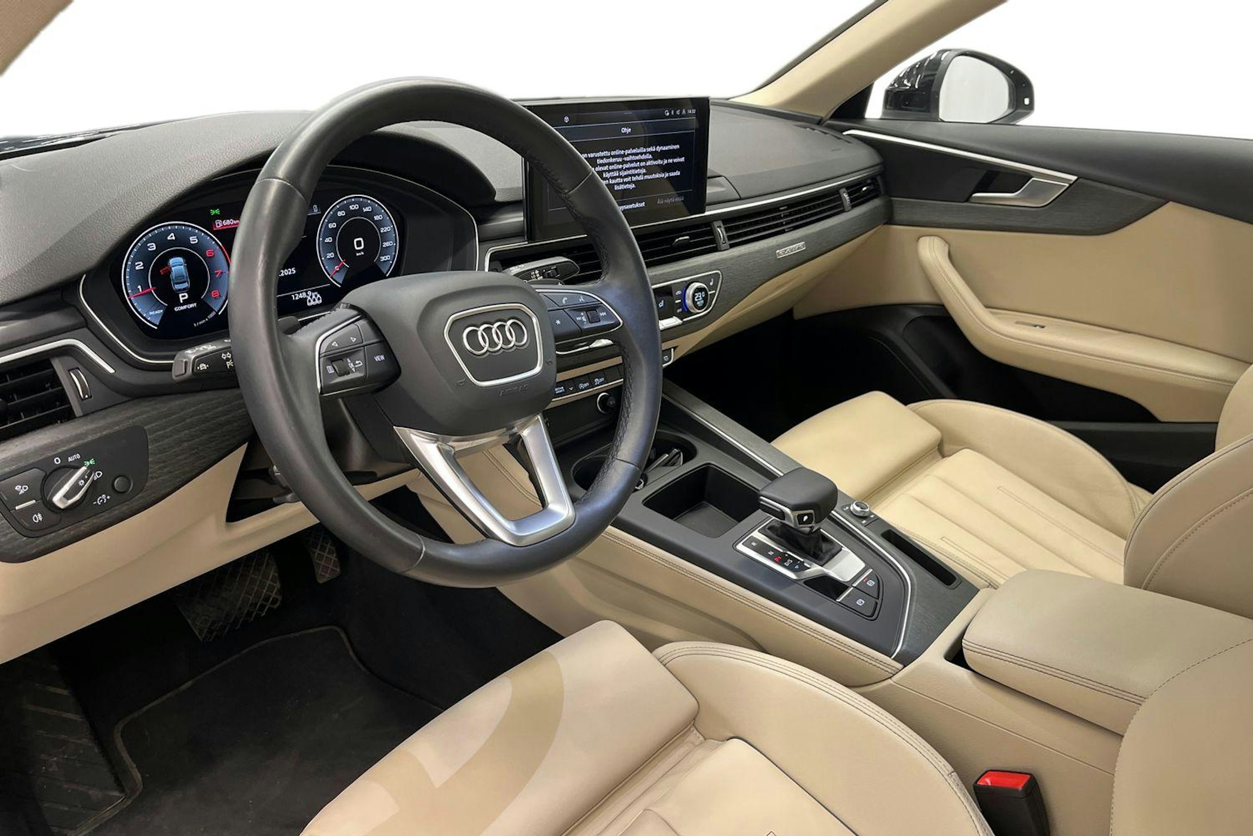 musta Audi A4 2023 kuva 6.