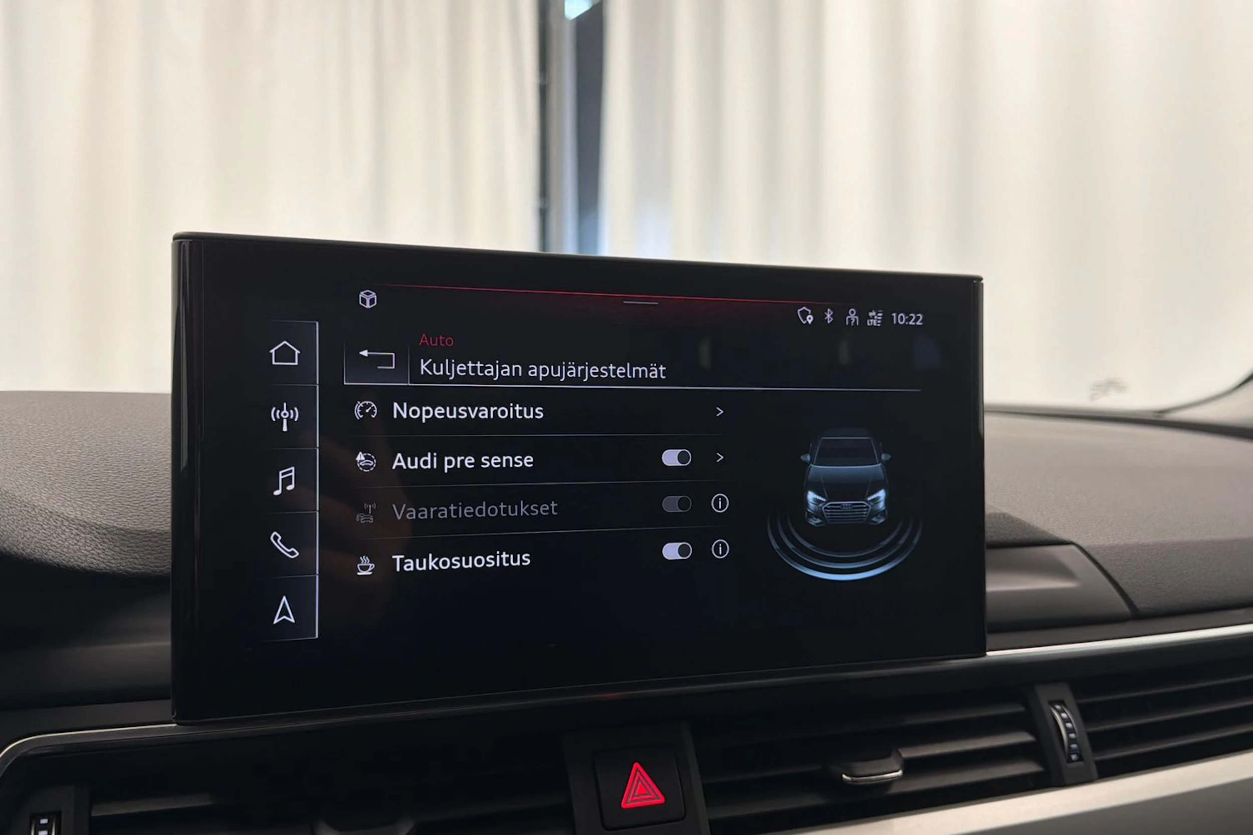 met. harmaa Audi A4 2023 kuva 25.