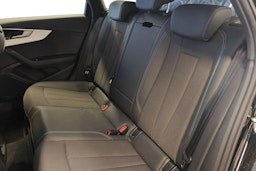 musta Audi A4 2023 kuva 10.