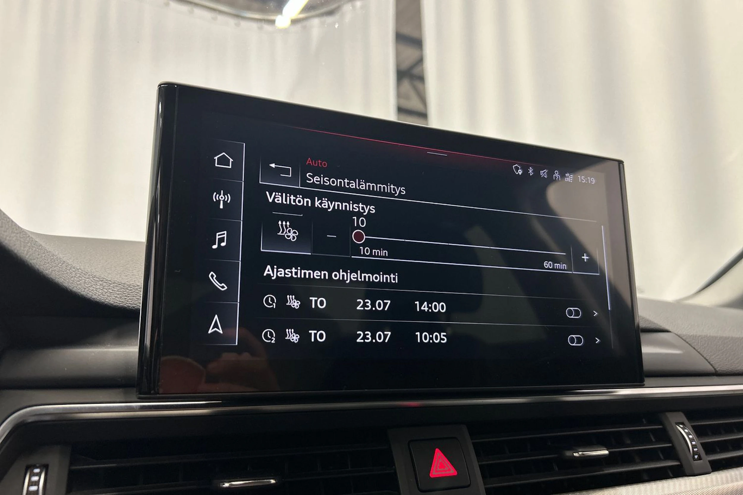 musta Audi A4 2023 kuva 19.