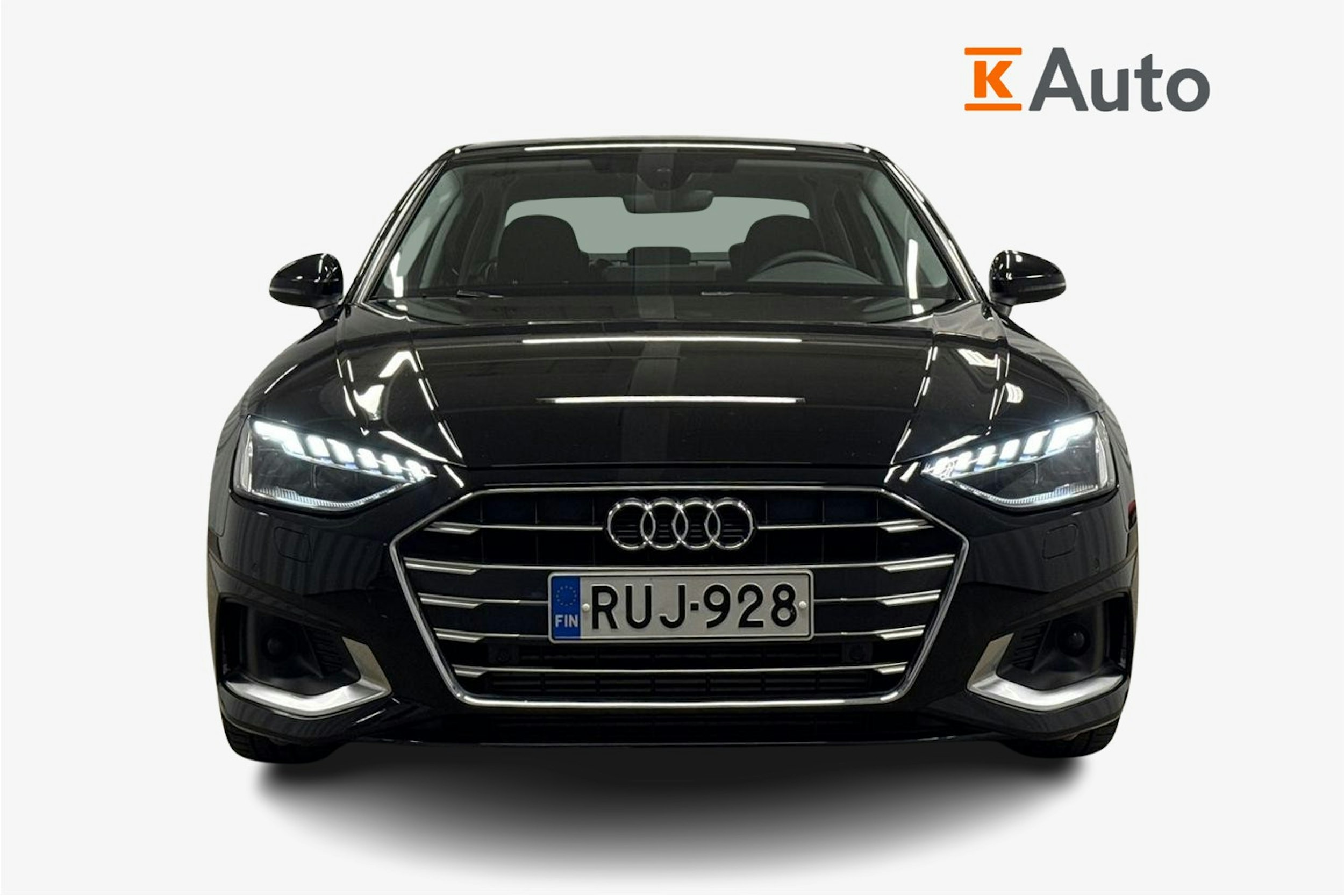 musta Audi A4 2023 kuva 5.