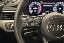 musta Audi A4 2023 kuva 15.