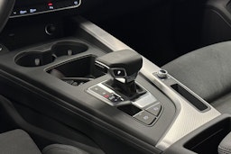 musta Audi A4 2023 kuva 23.