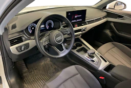 Valkoinen Audi A4 2023 kuva 3.