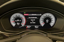 Valkoinen Audi A4 2023 kuva 11.
