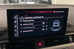 Valkoinen Audi A4 2023 kuva 17.
