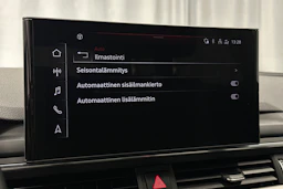 valkoinen Audi A4 2023 kuva 26.
