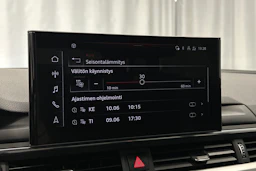 valkoinen Audi A4 2023 kuva 27.