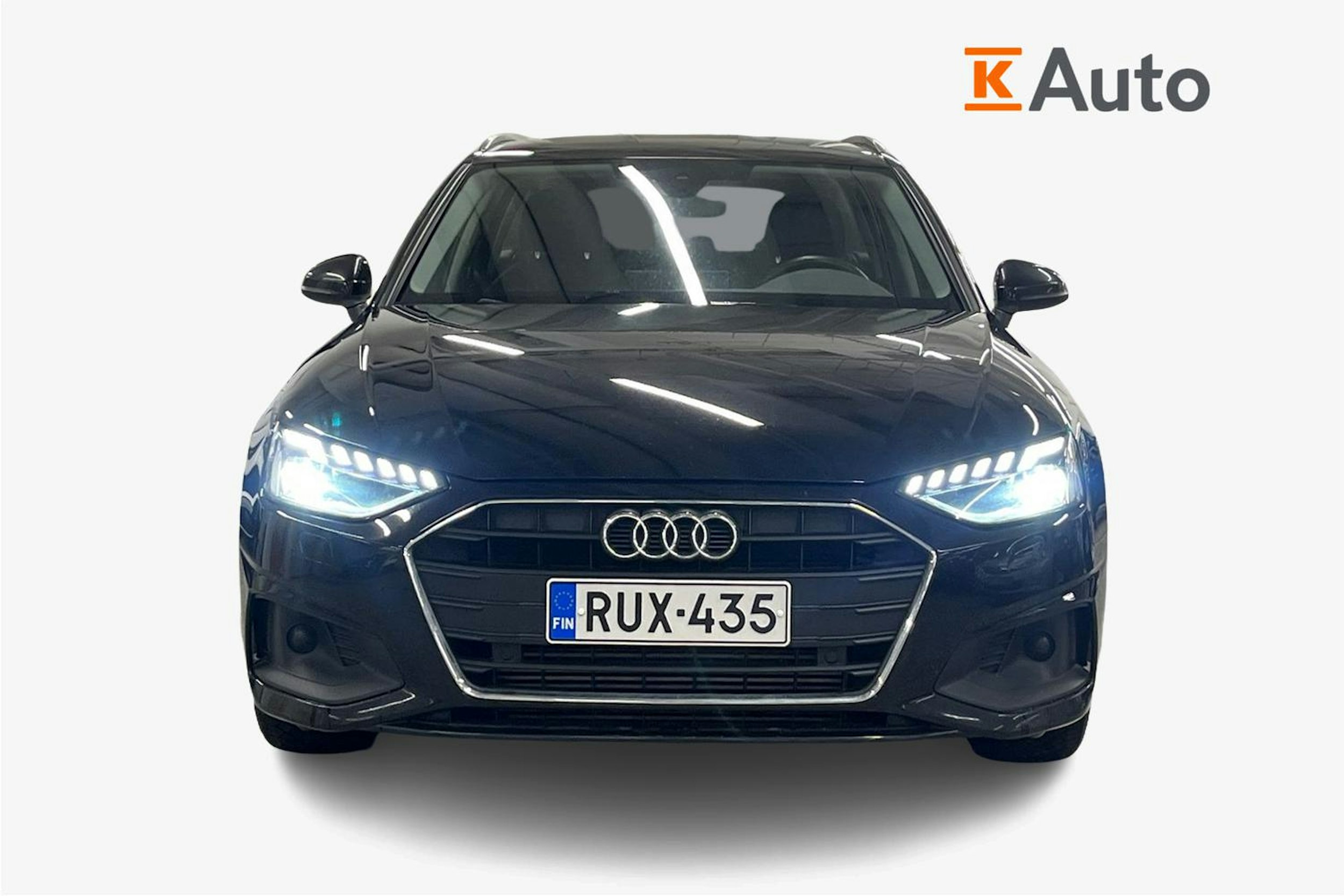 Musta Audi A4 2023 kuva 4.