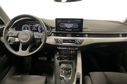 Musta Audi A4 2023 kuva 7.