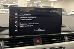 Musta Audi A4 2023 kuva 21.