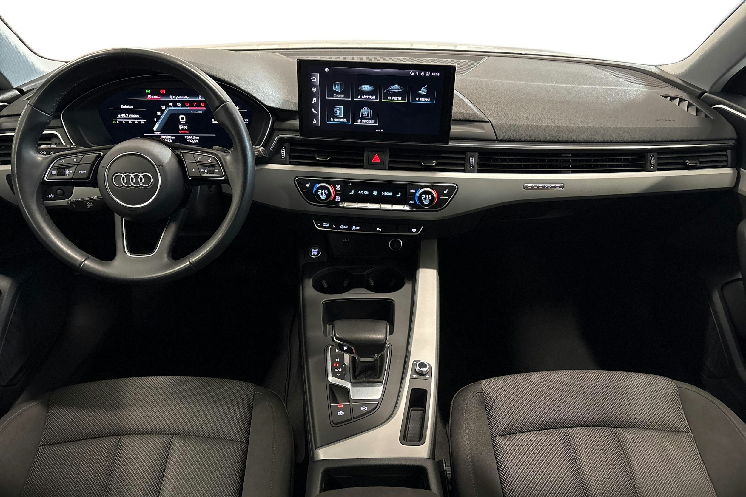 valkoinen Audi A4 2023 kuva 12.