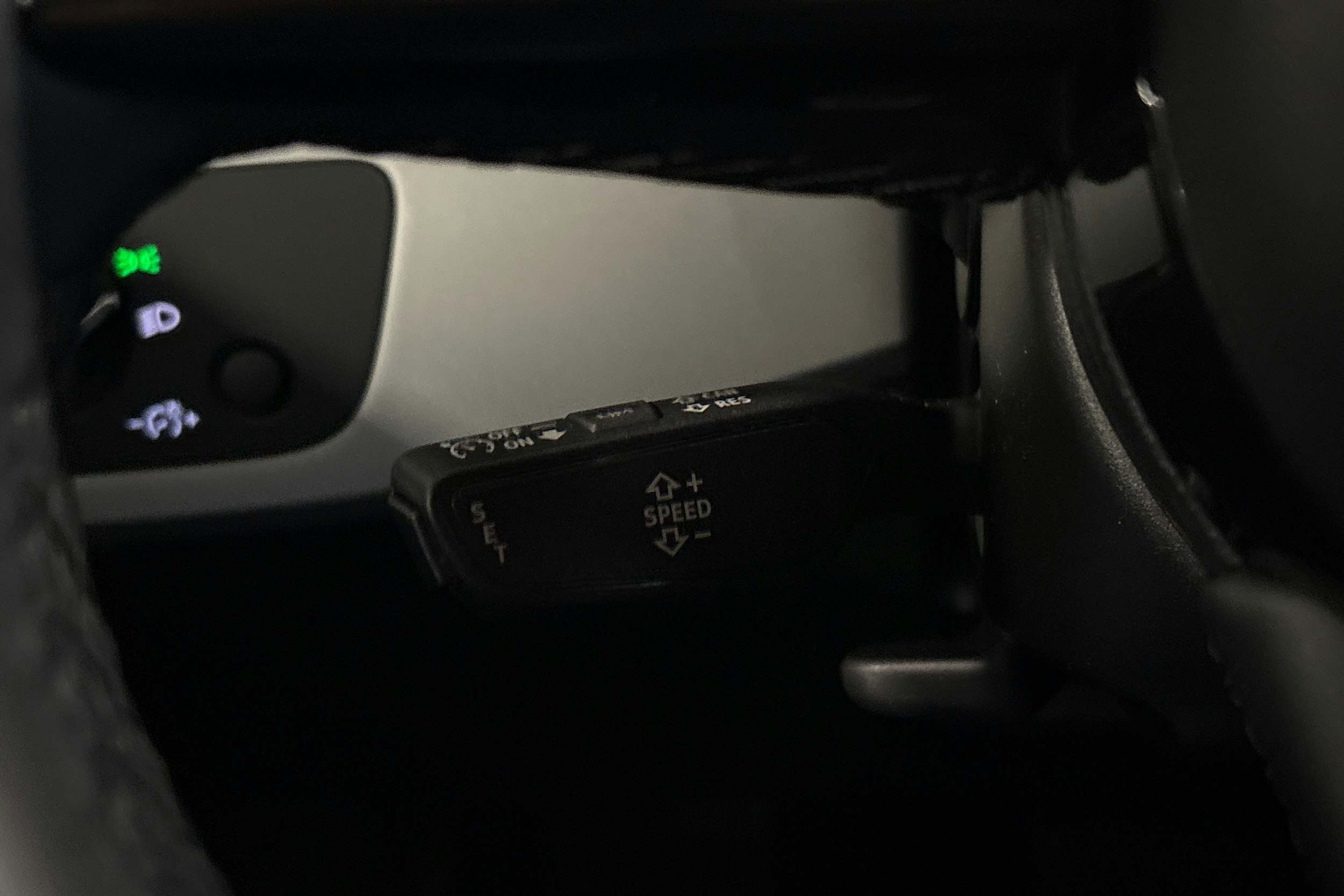 valkoinen Audi A4 2023 kuva 25.