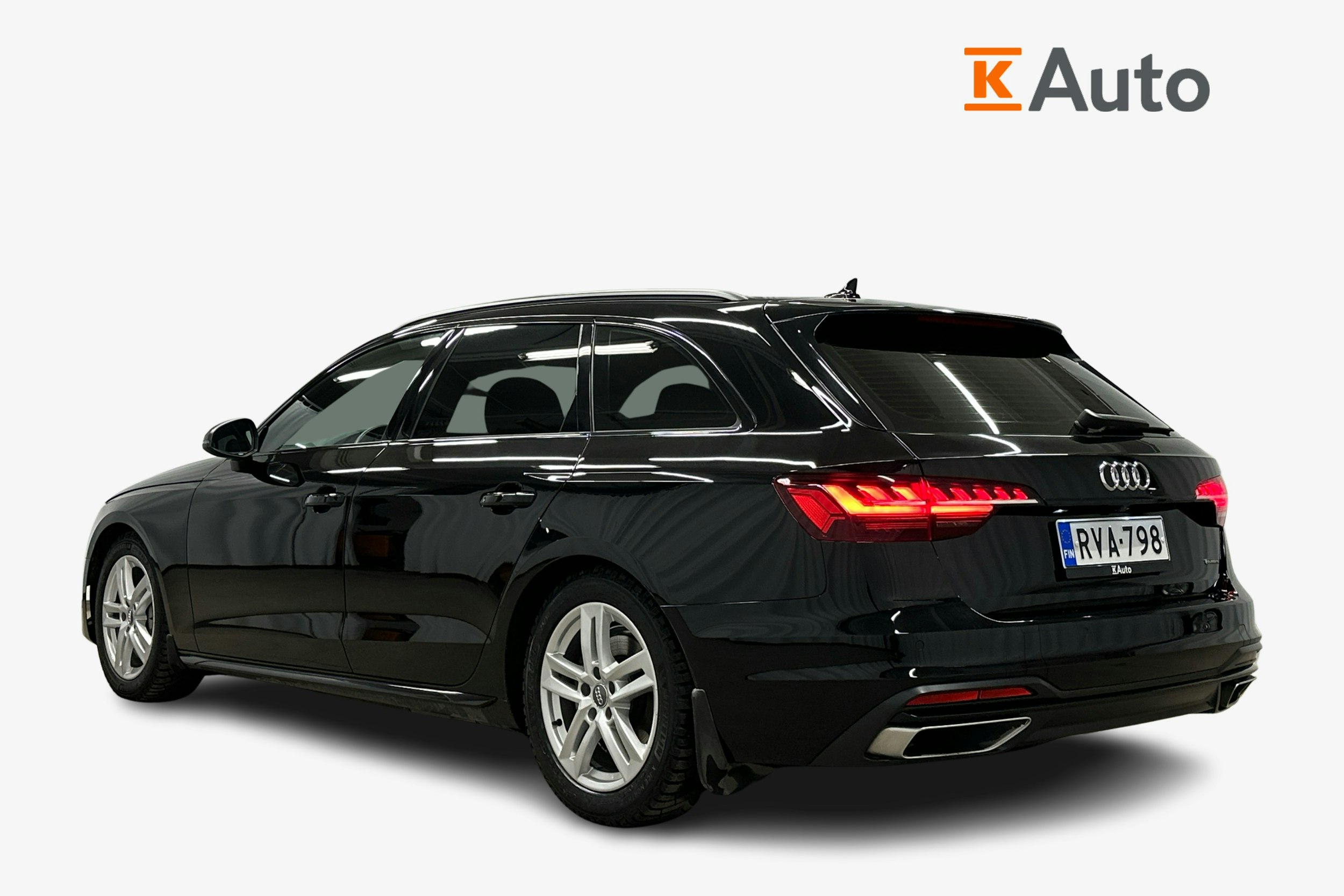 musta Audi A4 2023 kuva 2.