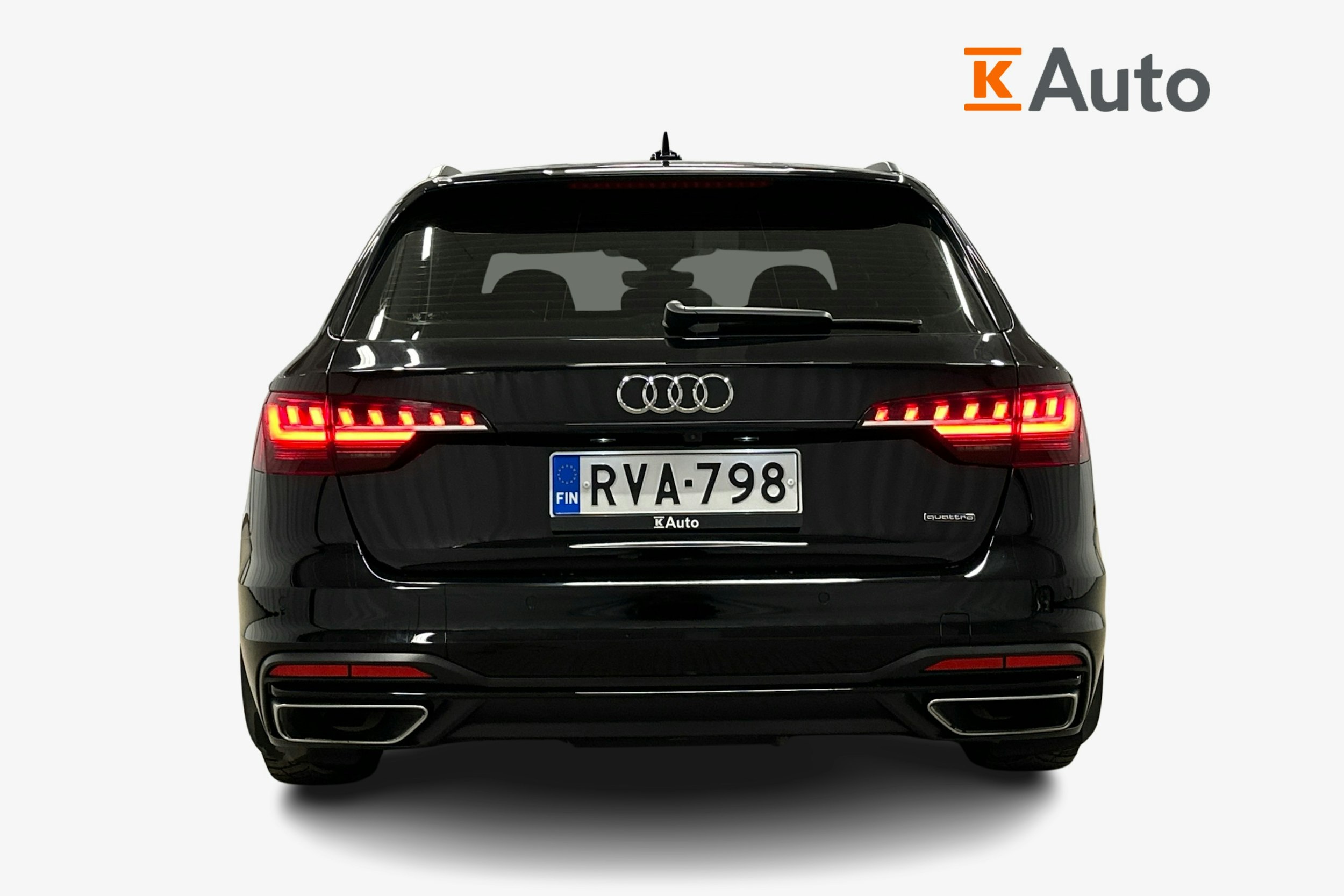 musta Audi A4 2023 kuva 3.
