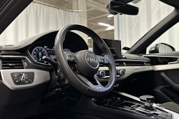 musta Audi A4 2023 kuva 6.