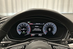 musta Audi A4 2023 kuva 12.
