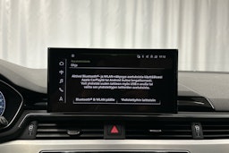 musta Audi A4 2023 kuva 15.