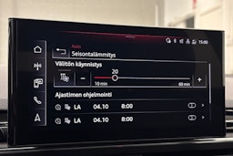 Musta Audi A4 2023 kuva 33.