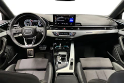 musta Audi A4 2023 kuva 7.