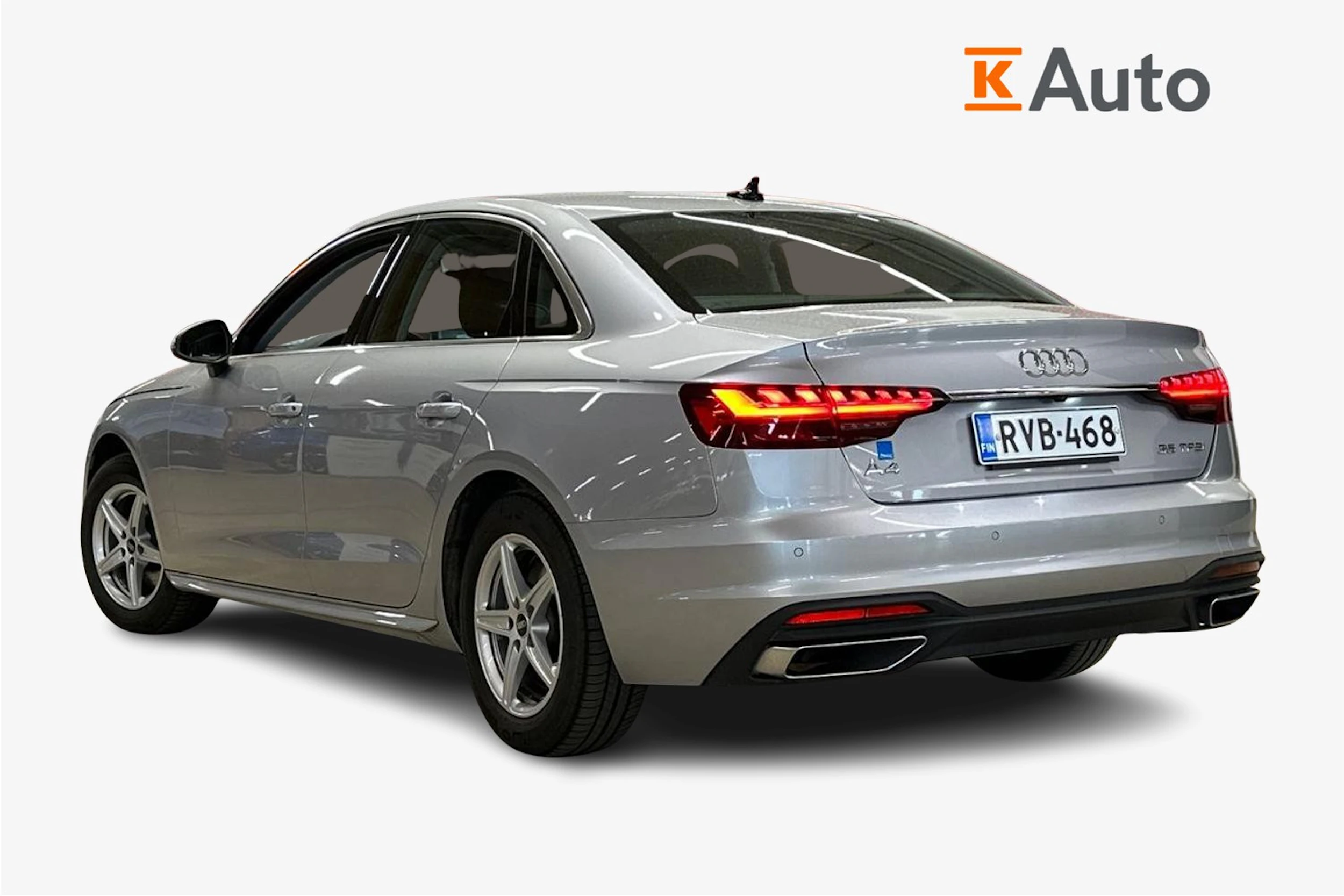 harmaa Audi A4 2023 kuva 2.