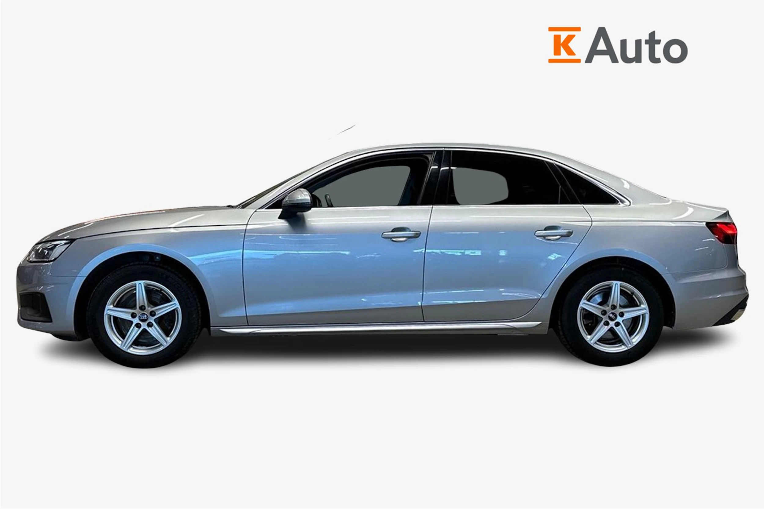 harmaa Audi A4 2023 kuva 7.