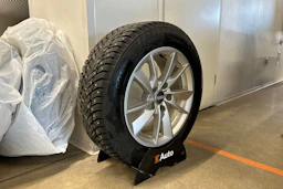harmaa Audi A4 2023 kuva 13.