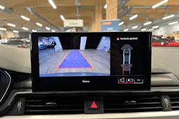 harmaa Audi A4 2023 kuva 16.