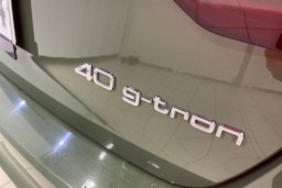 vihreä Audi A4 2023 kuva 23.