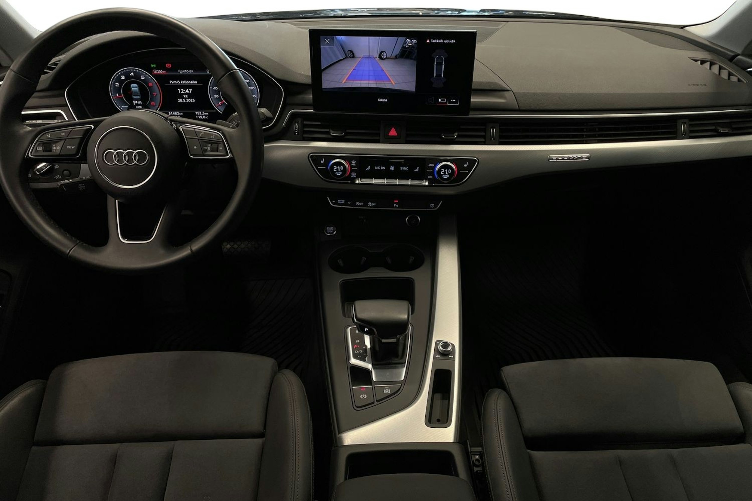 harmaa Audi A4 2023 kuva 9.