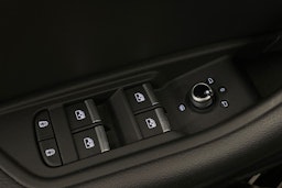 harmaa Audi A4 2023 kuva 14.