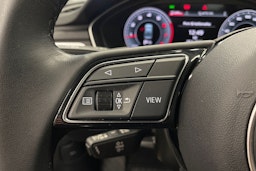 harmaa Audi A4 2023 kuva 16.