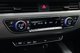 harmaa Audi A4 2023 kuva 21.