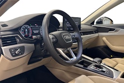 musta Audi A4 2023 kuva 7.