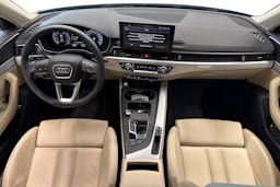 musta Audi A4 2023 kuva 9.