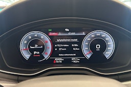 musta Audi A4 2023 kuva 17.