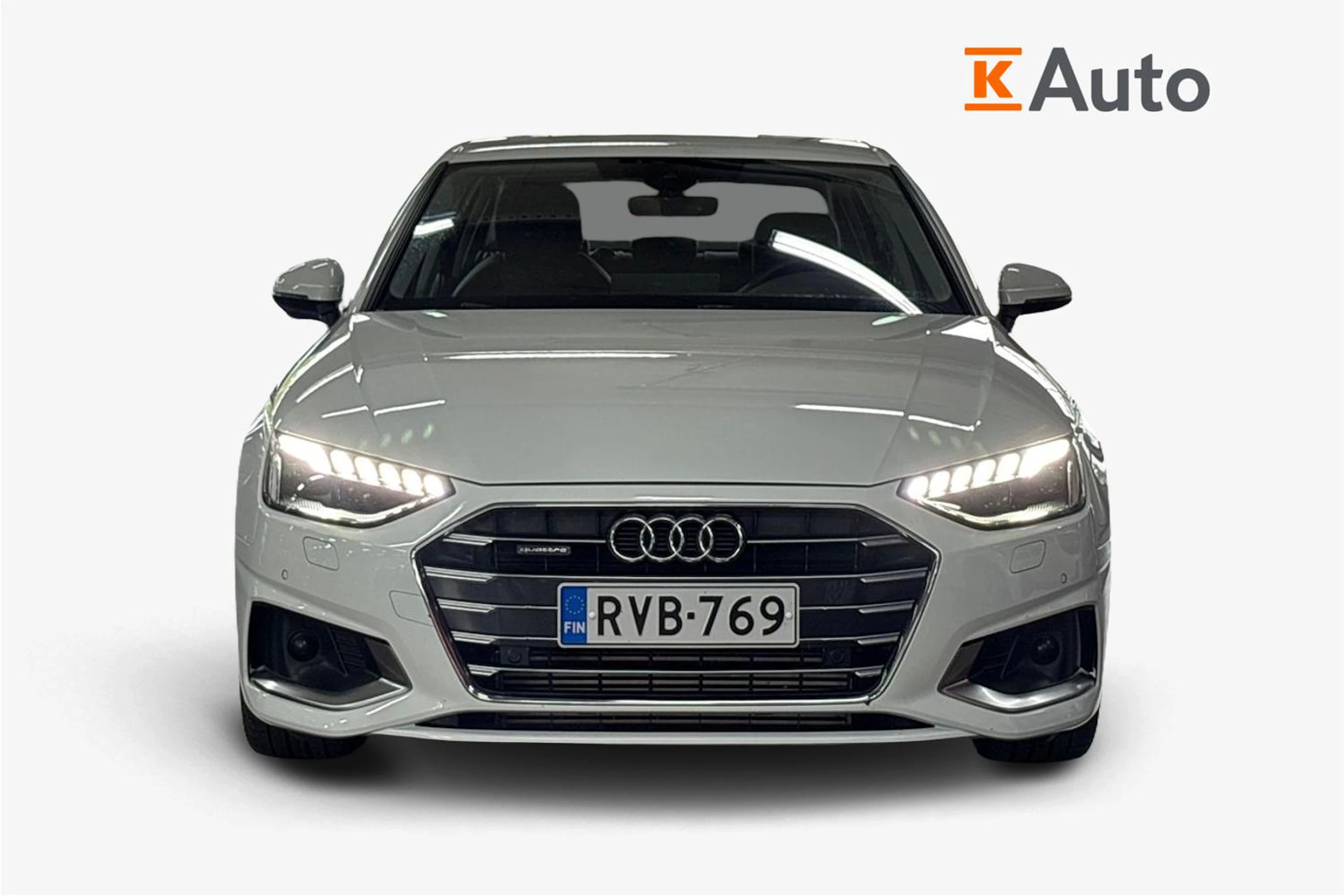 Valkoinen Audi A4 2023 kuva 4.