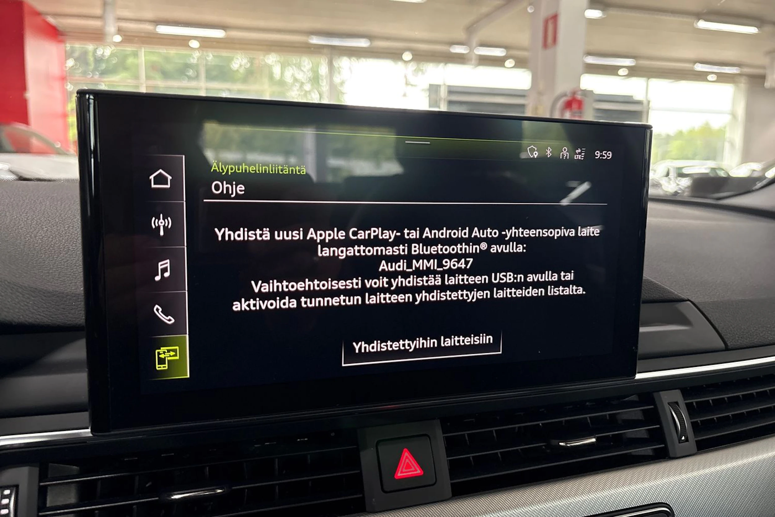 Valkoinen Audi A4 2023 kuva 15.