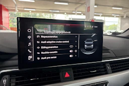 Valkoinen Audi A4 2023 kuva 18.
