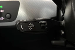 Valkoinen Audi A4 2023 kuva 20.