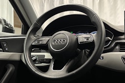 musta Audi A4 2023 kuva 18.