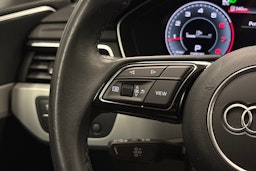 musta Audi A4 2023 kuva 19.