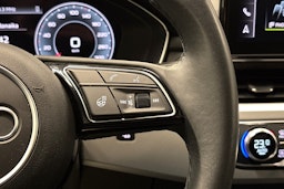 musta Audi A4 2023 kuva 20.