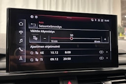 musta Audi A4 2023 kuva 24.