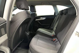 valkoinen Audi A4 2023 kuva 8.