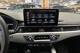 valkoinen Audi A4 2023 kuva 15.