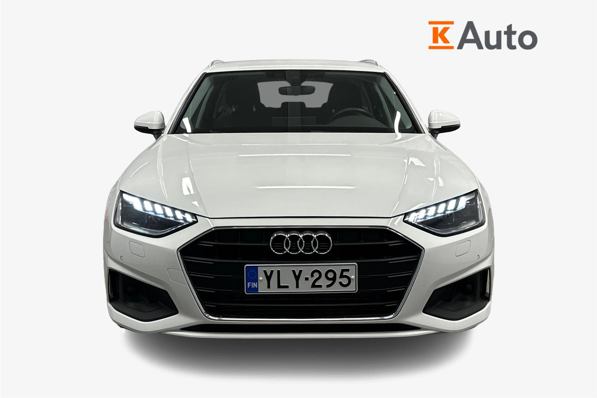 valkoinen Audi A4 2023 kuva 4.