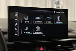 valkoinen Audi A4 2023 kuva 15.