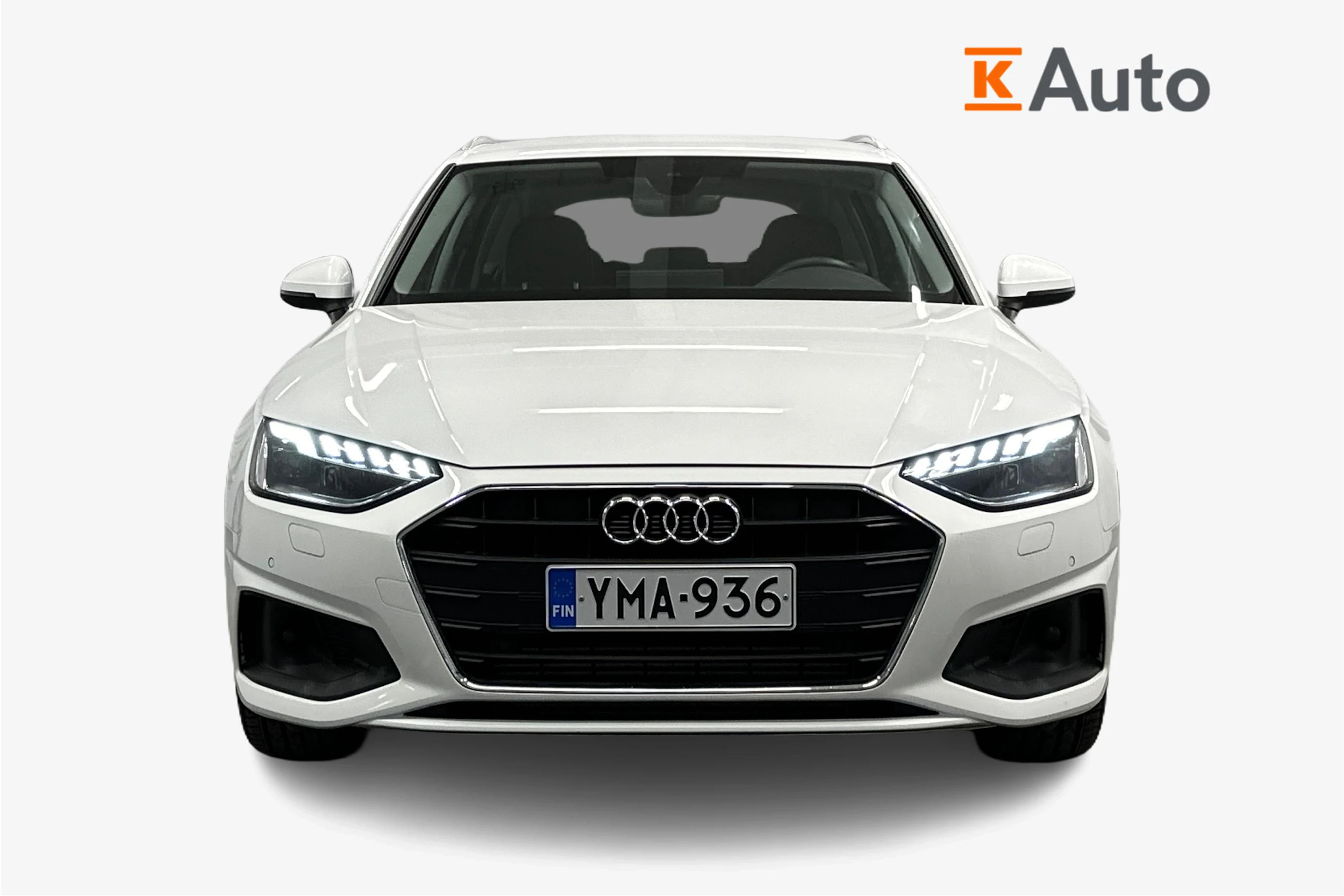 valkoinen Audi A4 2023 kuva 5.